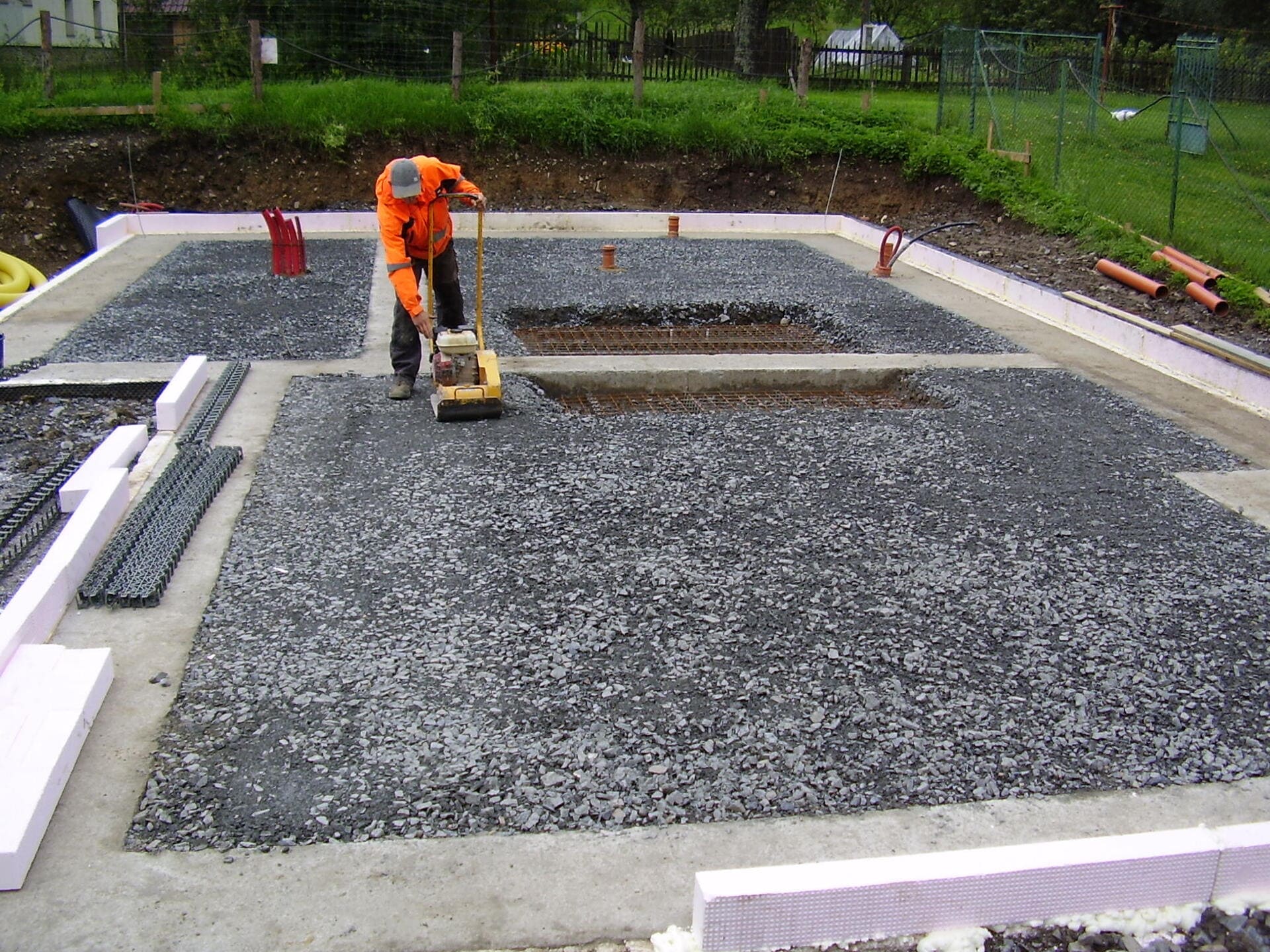 Zemní práce a zakládání staveb